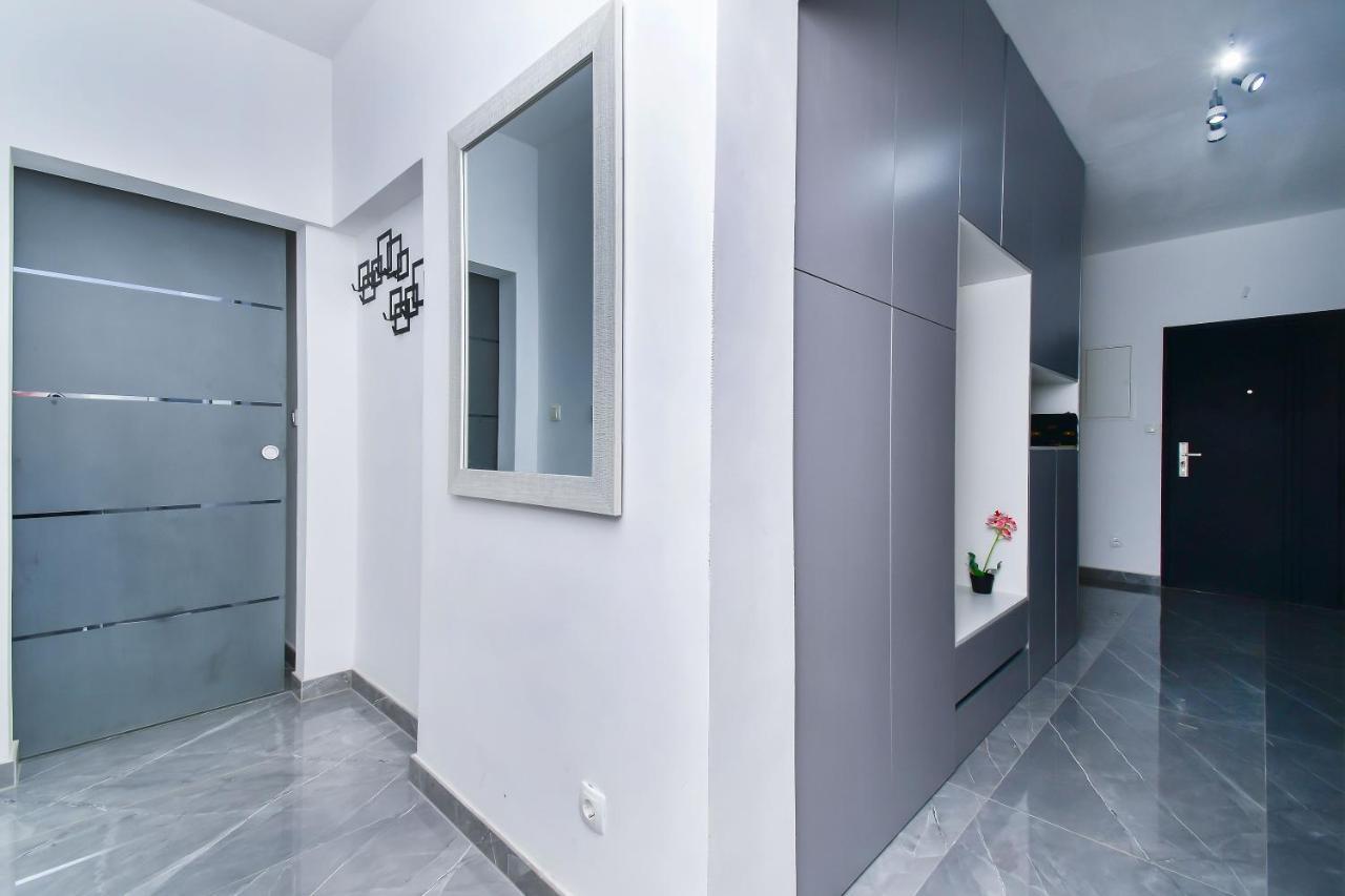 Apartment Ela أوميس المظهر الخارجي الصورة