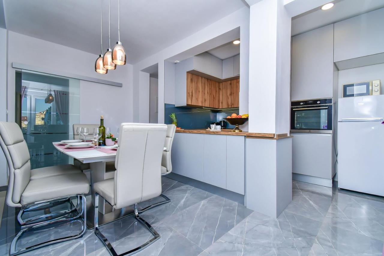 Apartment Ela أوميس المظهر الخارجي الصورة