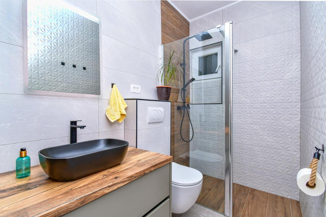 Apartment Ela أوميس المظهر الخارجي الصورة