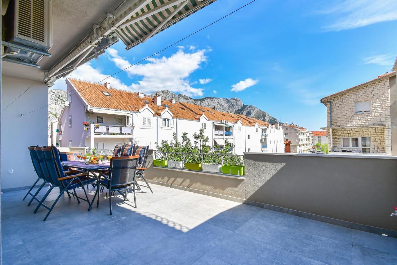 Apartment Ela أوميس المظهر الخارجي الصورة