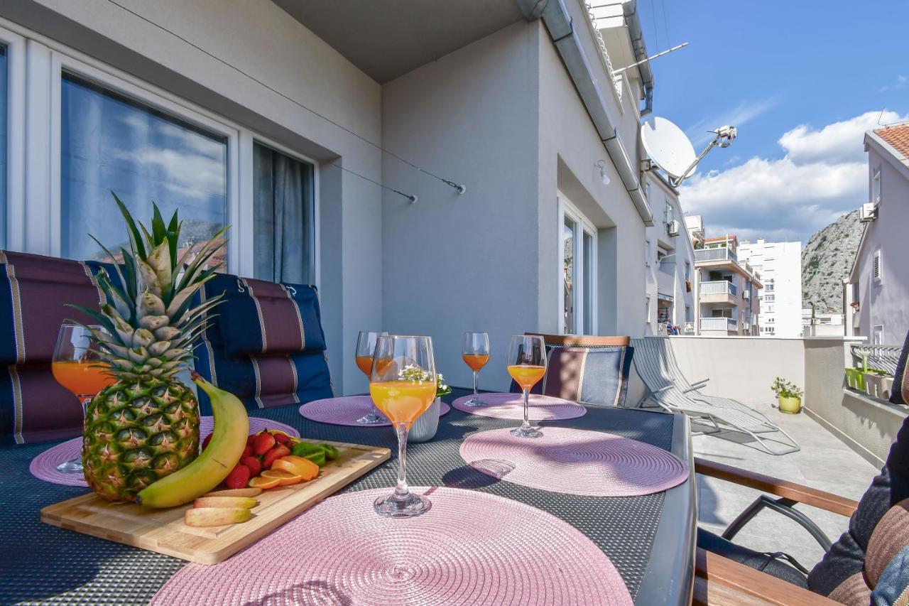 Apartment Ela أوميس المظهر الخارجي الصورة