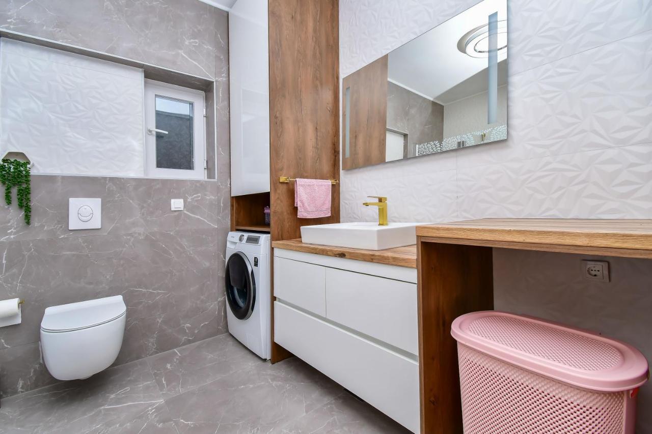 Apartment Ela أوميس المظهر الخارجي الصورة