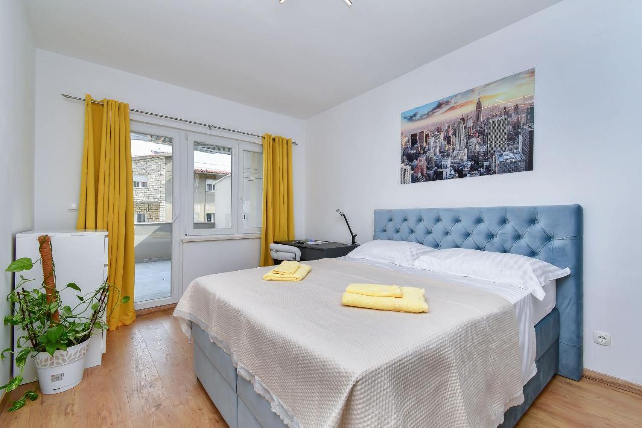 Apartment Ela أوميس المظهر الخارجي الصورة
